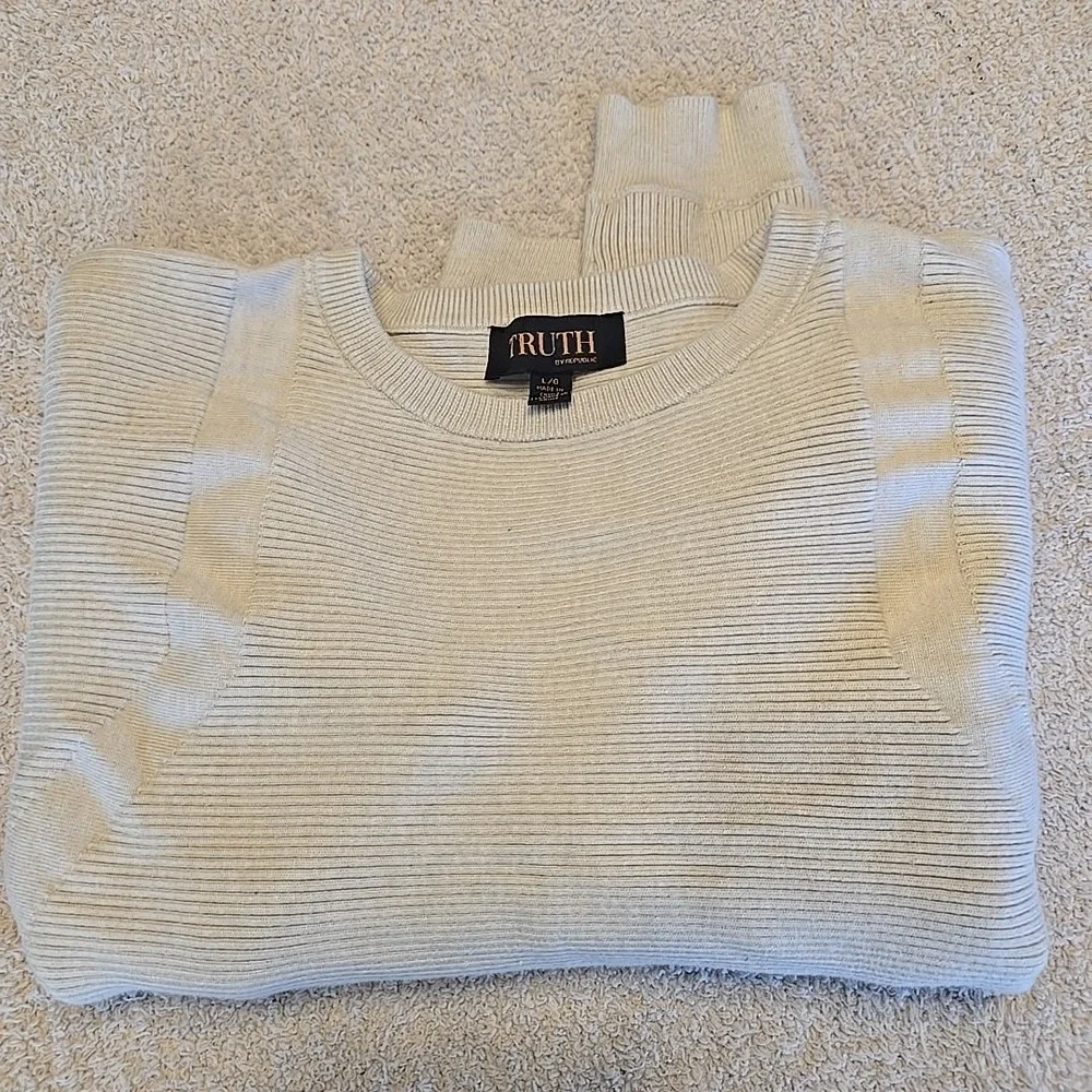 Truth by Republic Textured Waffle Knit Sweater Women's Size Large Ivory Pullover